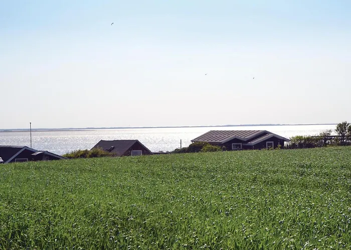 펜션 V With Patio Vi *