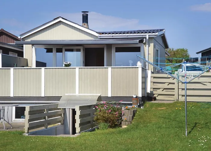 V With Patio Vi 펜션 에스비에르