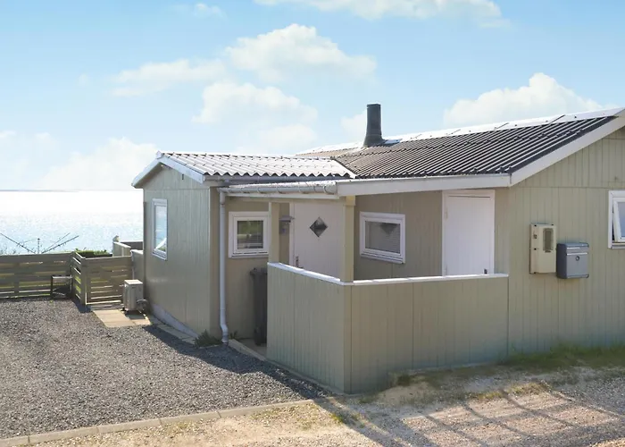 펜션 V With Patio Vi 에스비에르